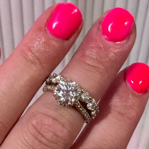 Beautiful engagement ring and eternity band gold size 7 moissanite - Picture 1 of 17